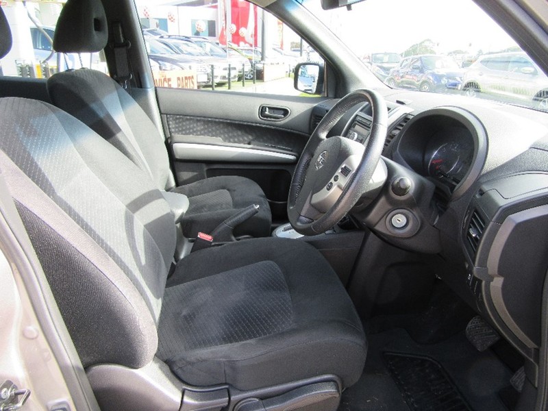 2011 NISSAN X-TRAIL ST T31