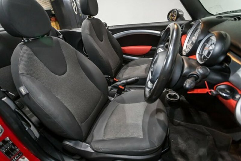 2010 MINI COOPER CABRIO R57 MY11
