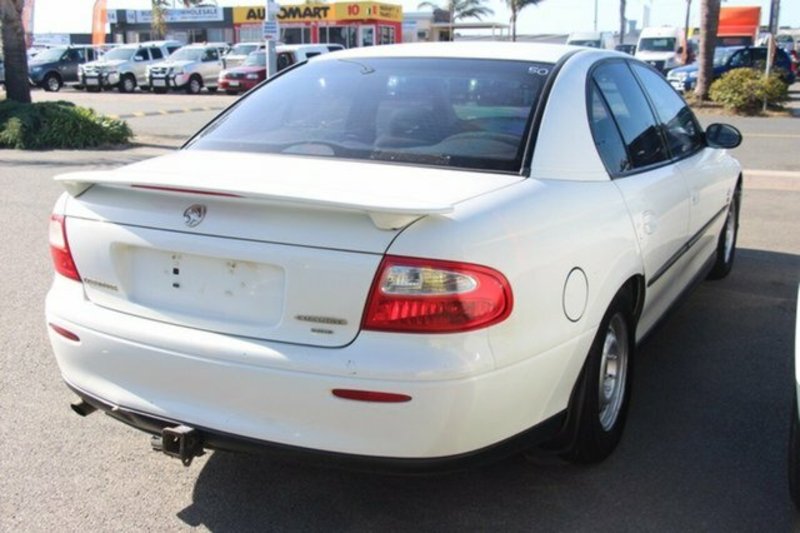 2002 HOLDEN COMMODORE EXECUTIVE VXII