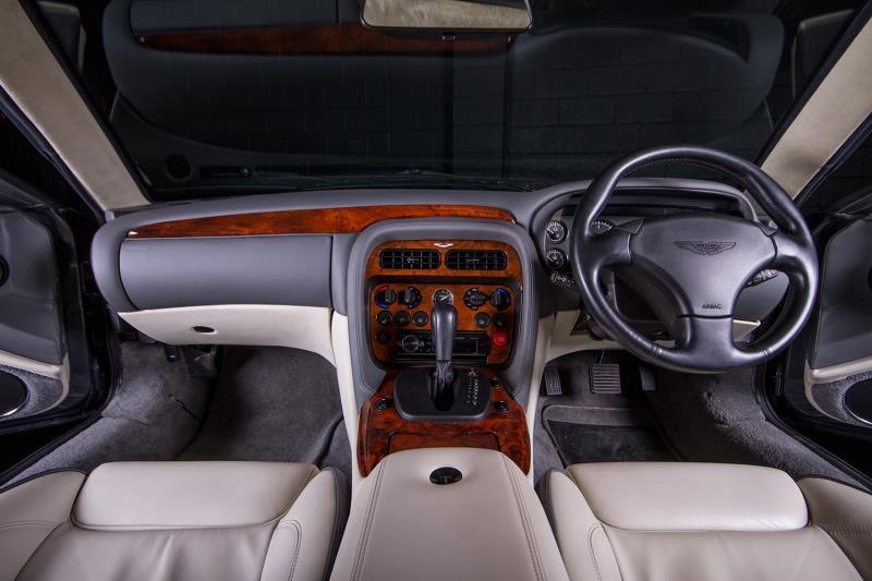 2002 ASTON MARTIN DB7 VANTAGE