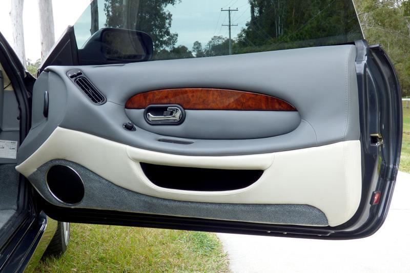 2002 ASTON MARTIN DB7 VANTAGE