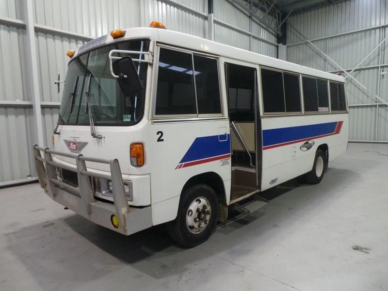 1984 HINO AC 140K BUS