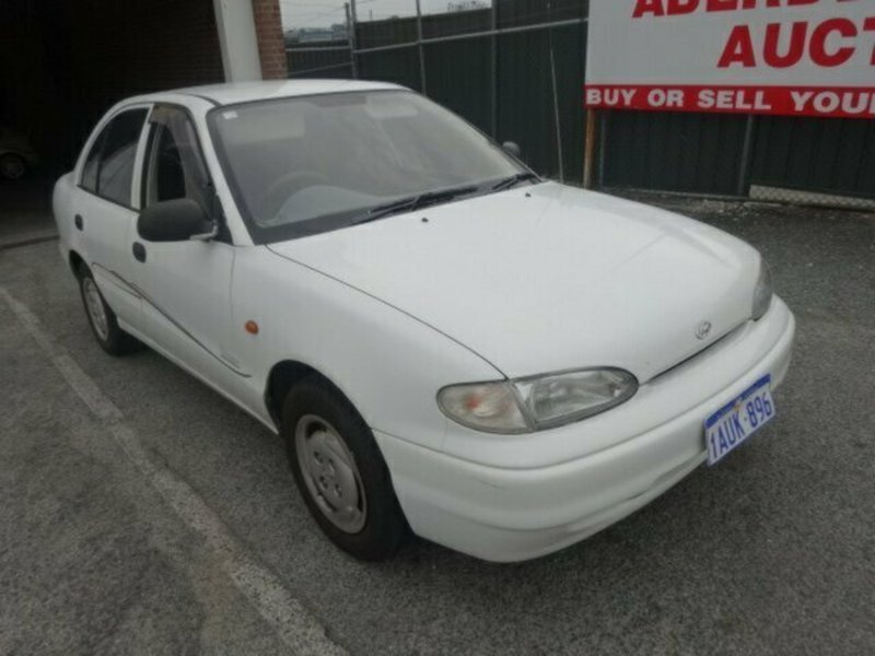 1996 HYUNDAI EXCEL CLASSIQUE