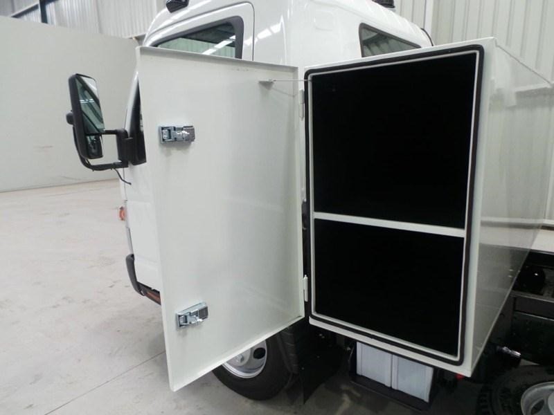 2017 FUSO Canter 918 Canter 918 Truck