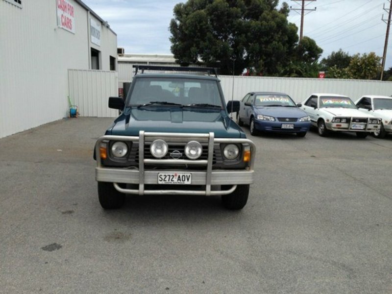1996 NISSAN PATROL ST GQ 11