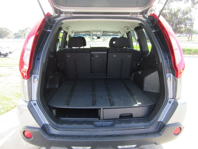 2011 NISSAN X-TRAIL ST T31