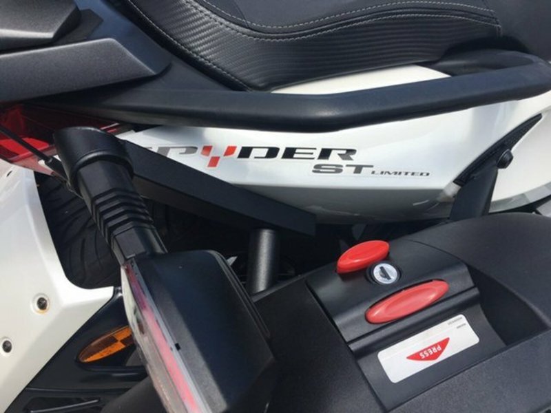 2013 BRP Spyder ST Limited