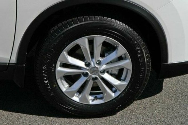 2015 NISSAN X-TRAIL ST-L (FWD) T32