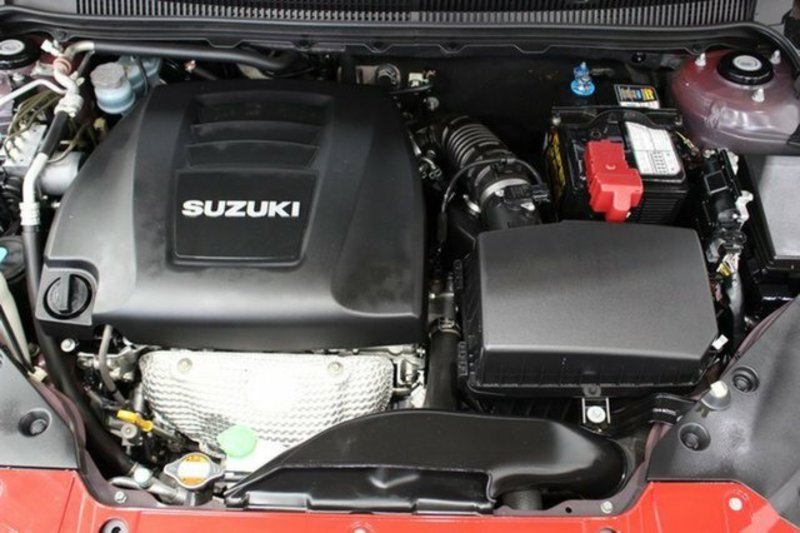 2011 SUZUKI KIZASHI PRESTIGE FR MY11