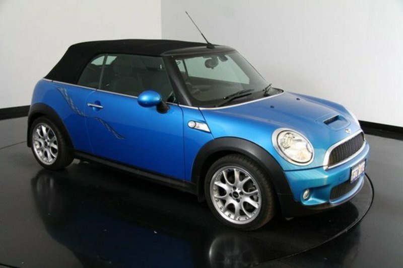 2010 MINI Cabrio Cooper S Chilli Steptronic R57 MY10