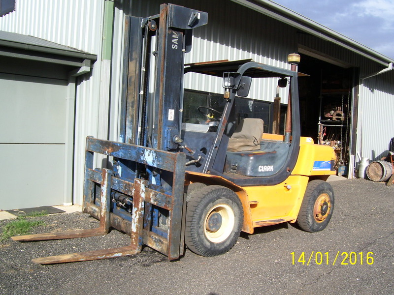 CLARKE FORKLIFT JHW3764970 JUST HEAVY EQUIPMENT