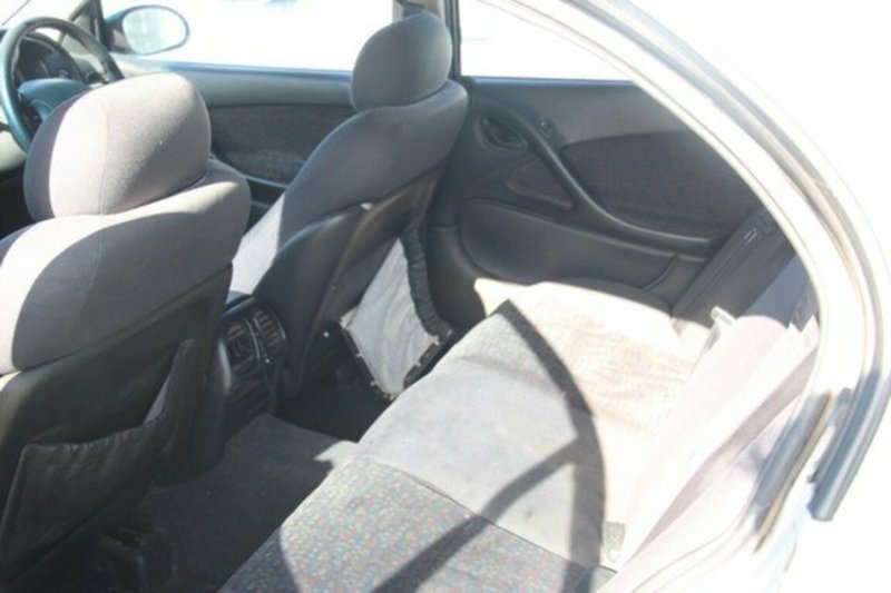 2002 HOLDEN COMMODORE EXECUTIVE VXII
