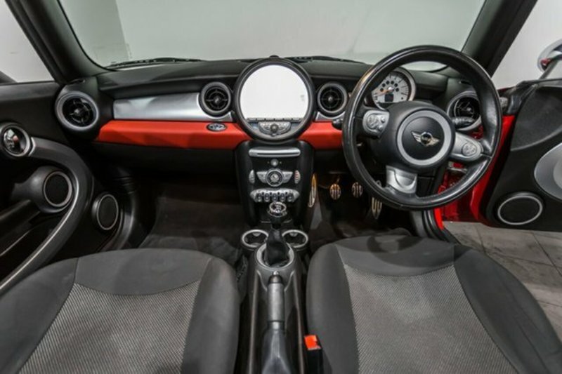 2010 MINI COOPER CABRIO R57 MY11