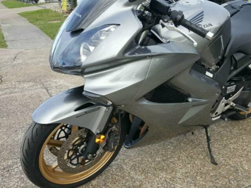 2012 HONDA VFR800Fi