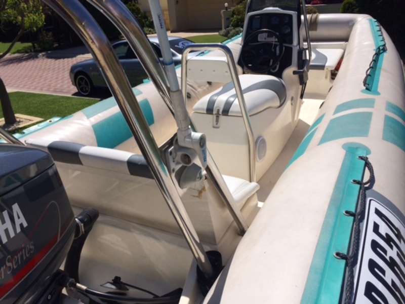 19FT PRESITAGE INFLATABLE CENTRE CONSOLE ATM3572154 BOATTRADER