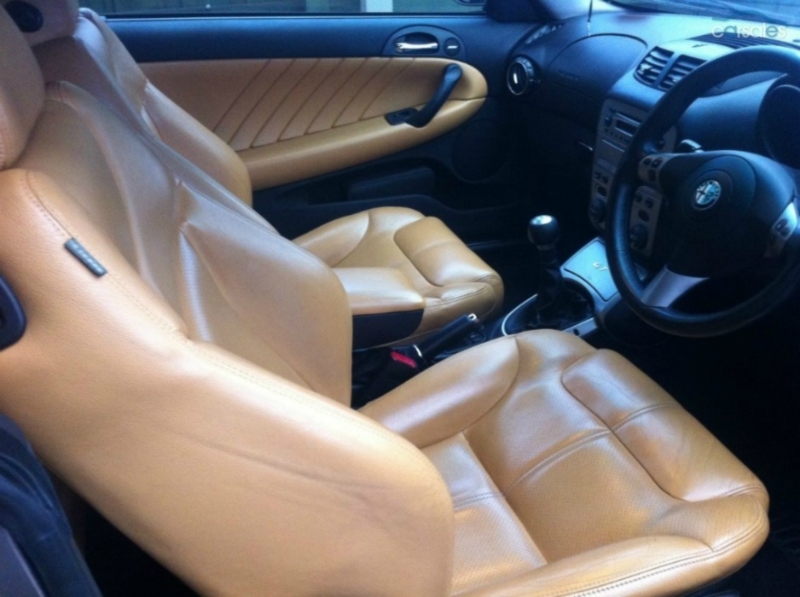 2004 ALFA ROMEO GT 3.2