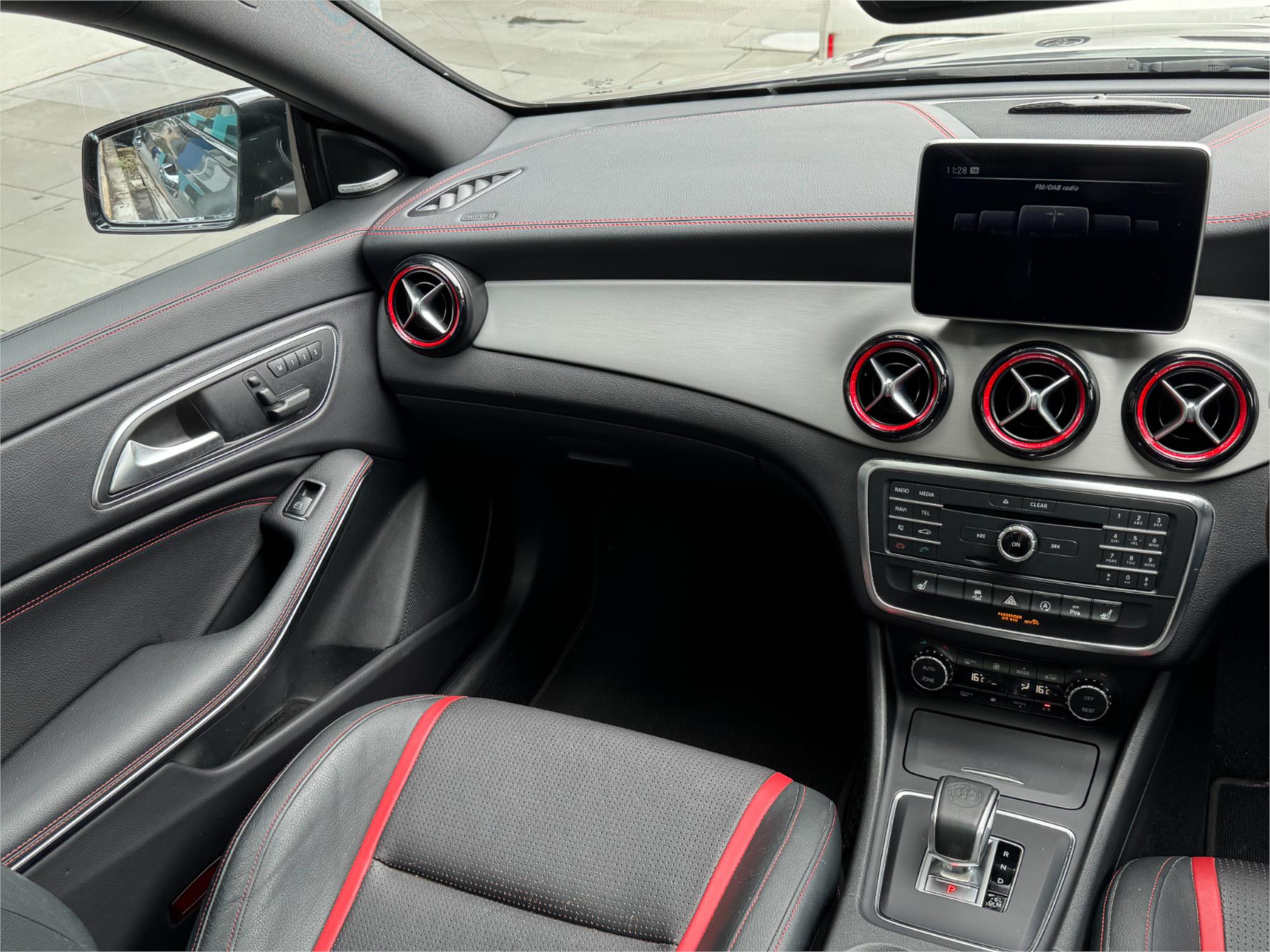 2015 MERCEDES-BENZ CLA 117 MY15 45 AMG 7 SP AUTOMATIC 4D COUPE