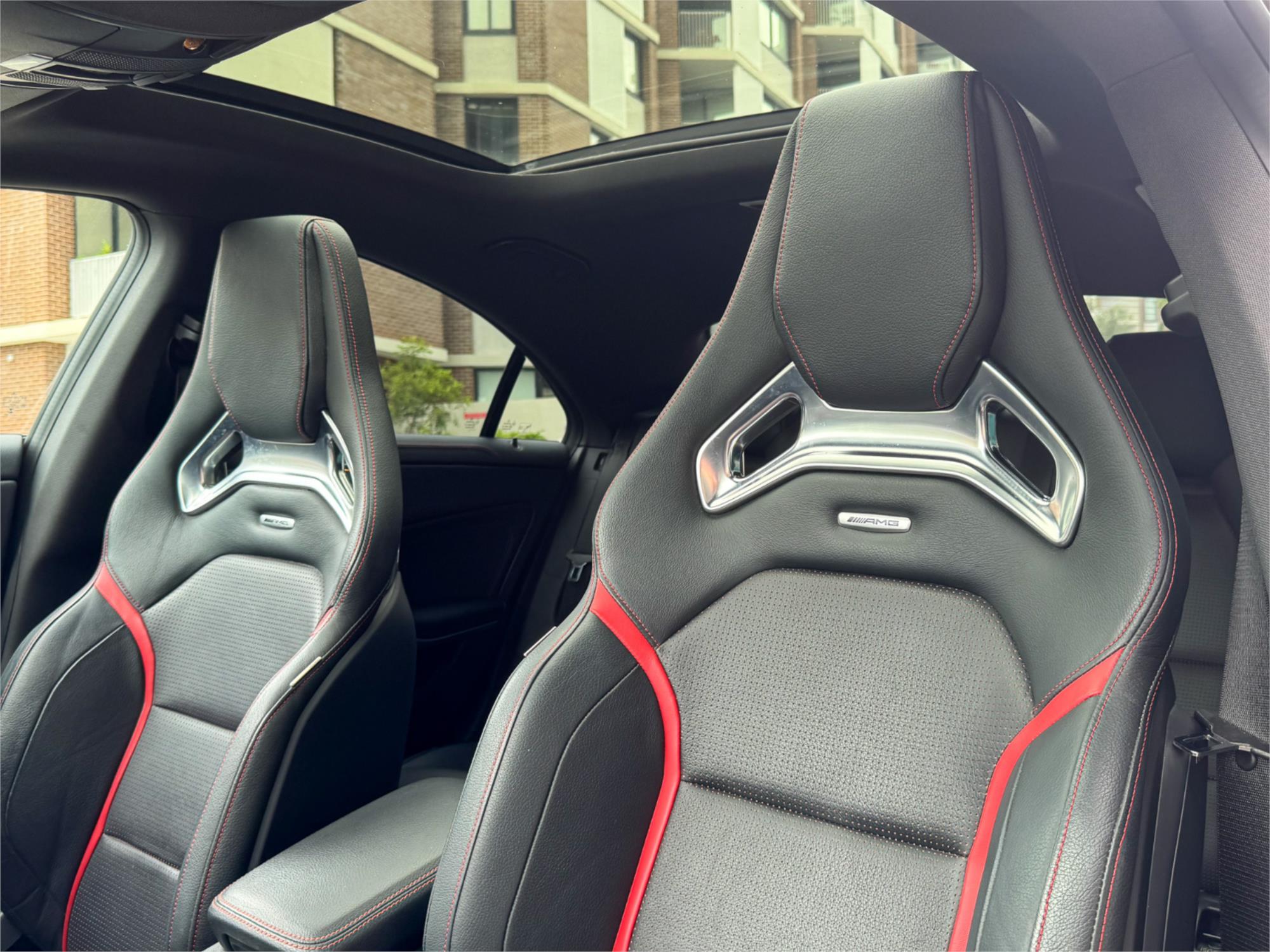 2015 MERCEDES-BENZ CLA 117 MY15 45 AMG 7 SP AUTOMATIC 4D COUPE