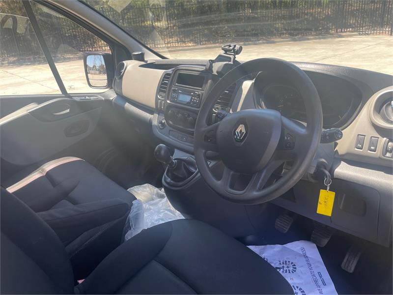 2015 RENAULT TRAFIC X82 66KW MANUAL VAN