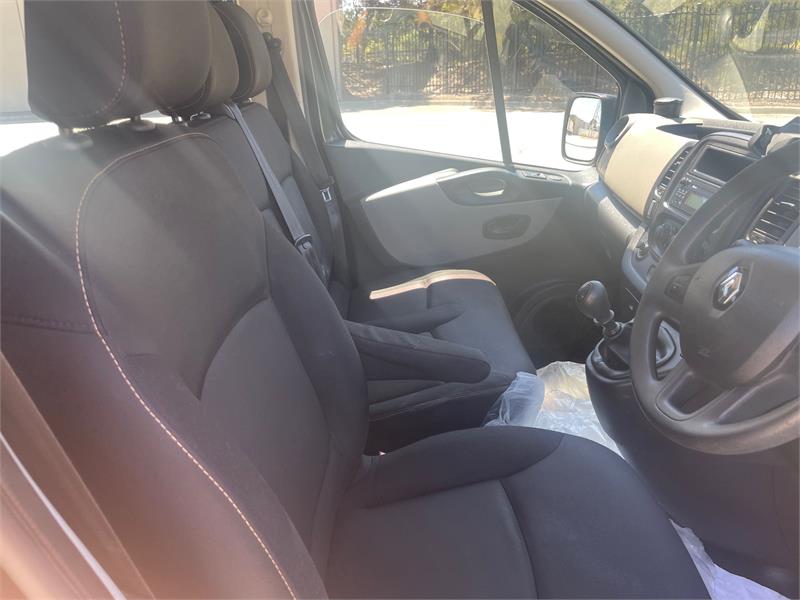 2015 RENAULT TRAFIC X82 66KW MANUAL VAN