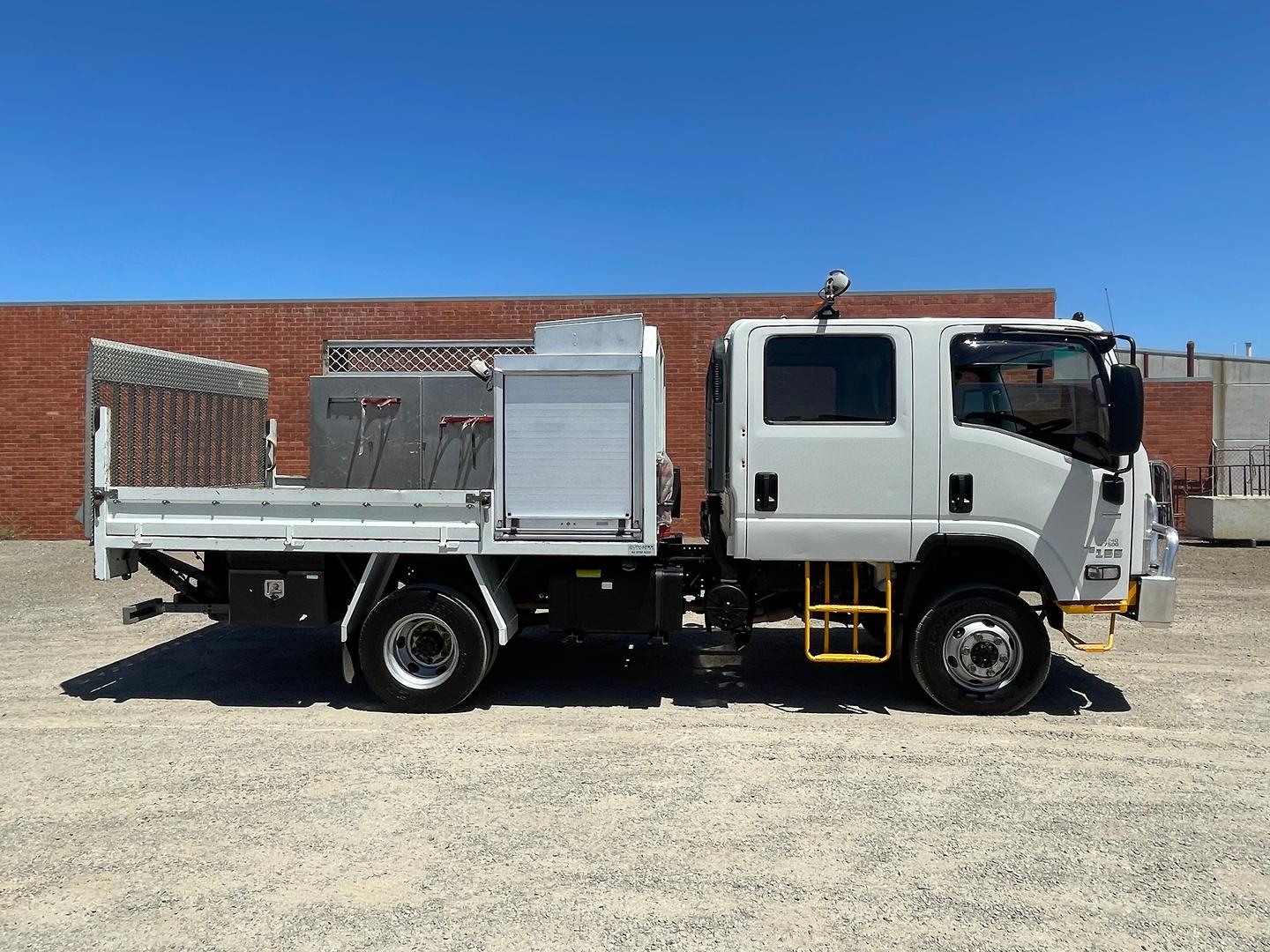 2019 ISUZU NPS N MY16 75/45-155 (4x4) 5 SP MANUAL C/CHAS