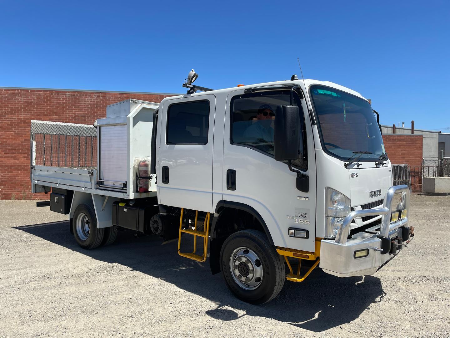 2019 ISUZU NPS N MY16 75/45-155 (4x4) 5 SP MANUAL C/CHAS