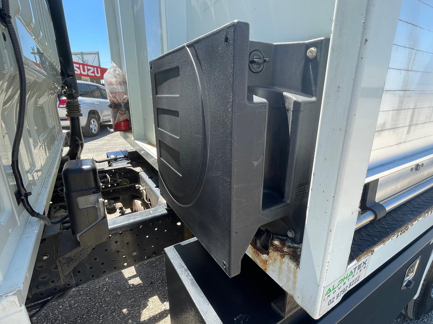 2019 ISUZU NPS N MY16 75/45-155 (4x4) 5 SP MANUAL C/CHAS