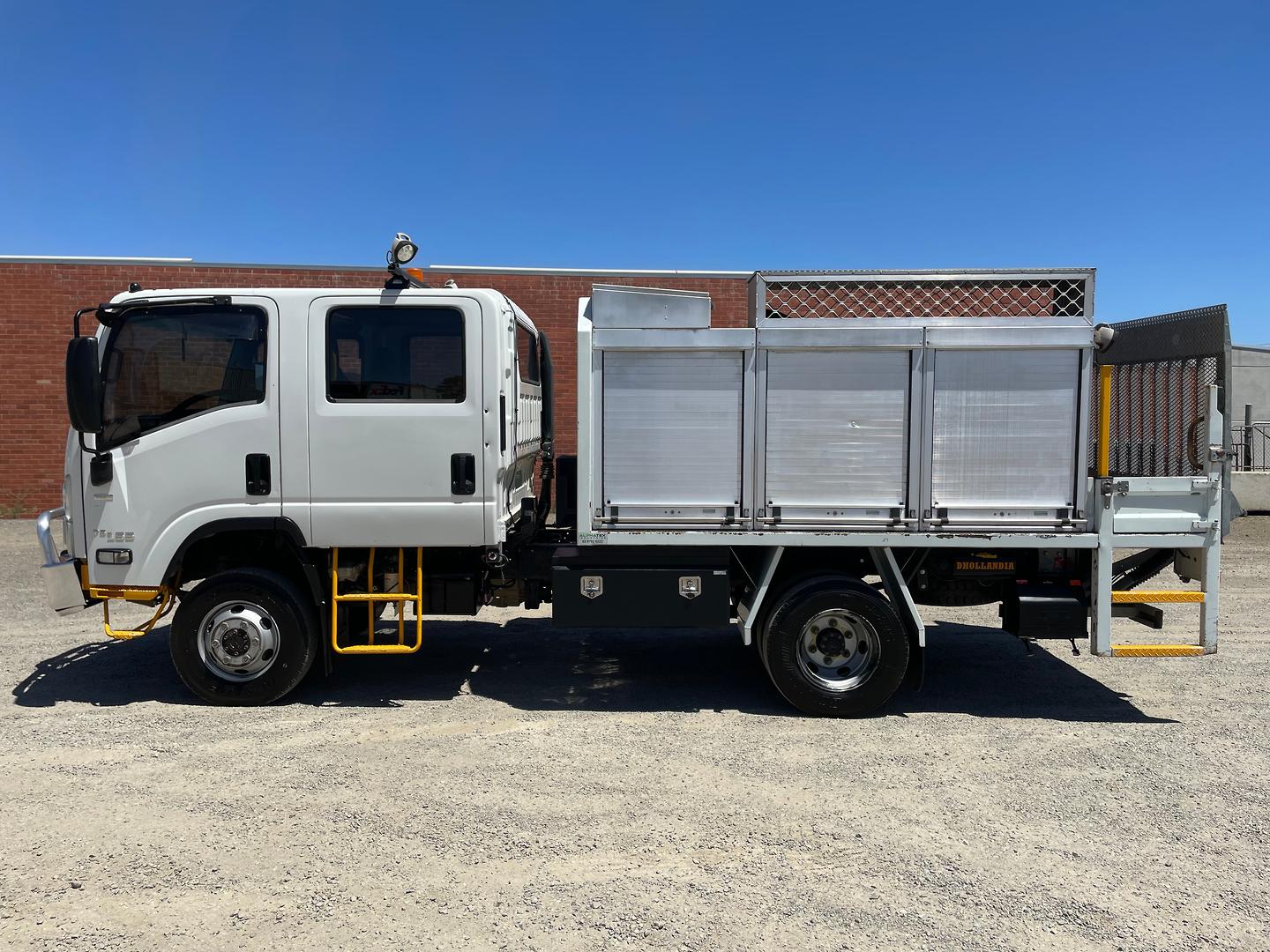 2019 ISUZU NPS N MY16 75/45-155 (4x4) 5 SP MANUAL C/CHAS