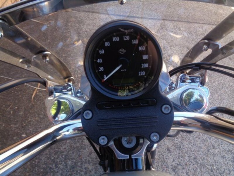 2014 HARLEY-DAVIDSON 883CC XL883L SUPER LOW MY14