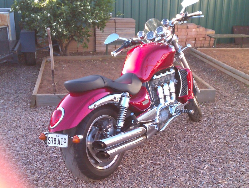 2004 TRIUMPH 2300CC ROCKET III MY05