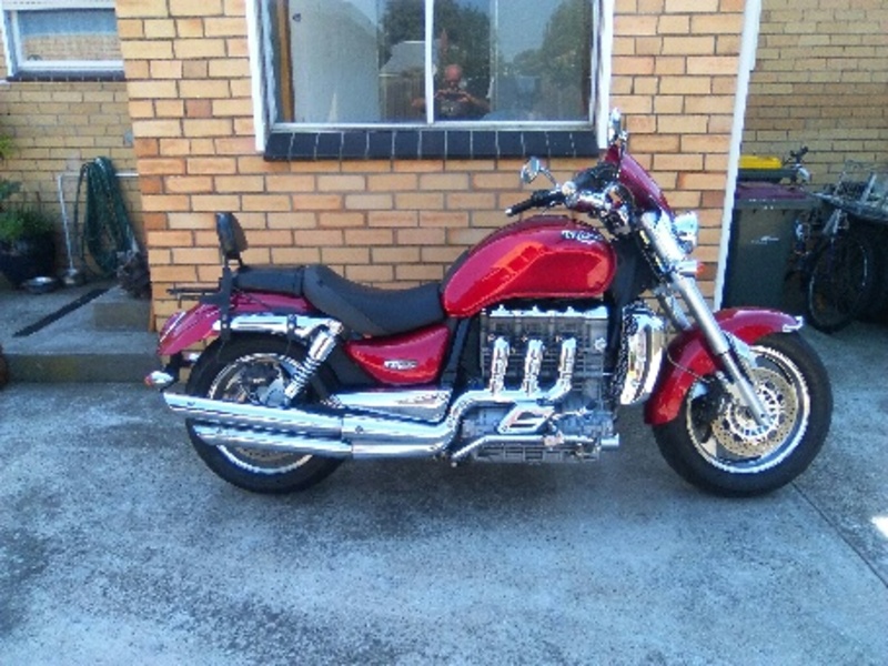 2004 TRIUMPH 2300CC ROCKET III MY04
