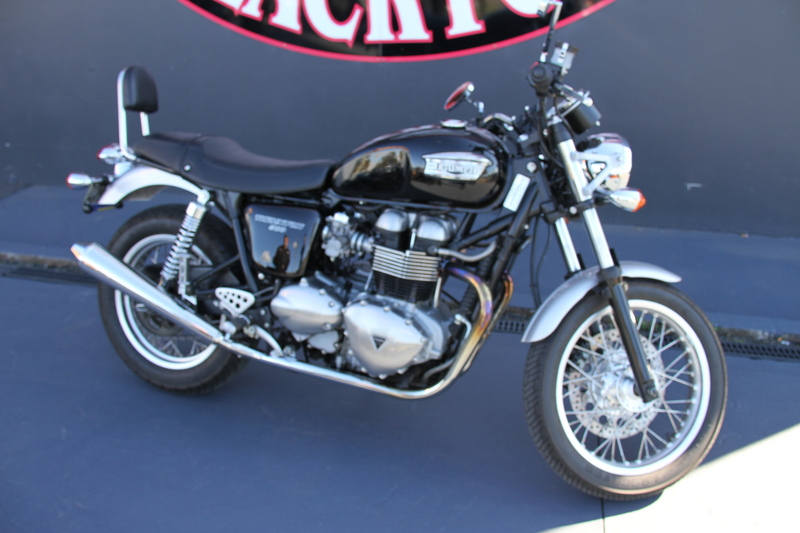 2006 TRIUMPH THRUXTON 900 MY05 #400