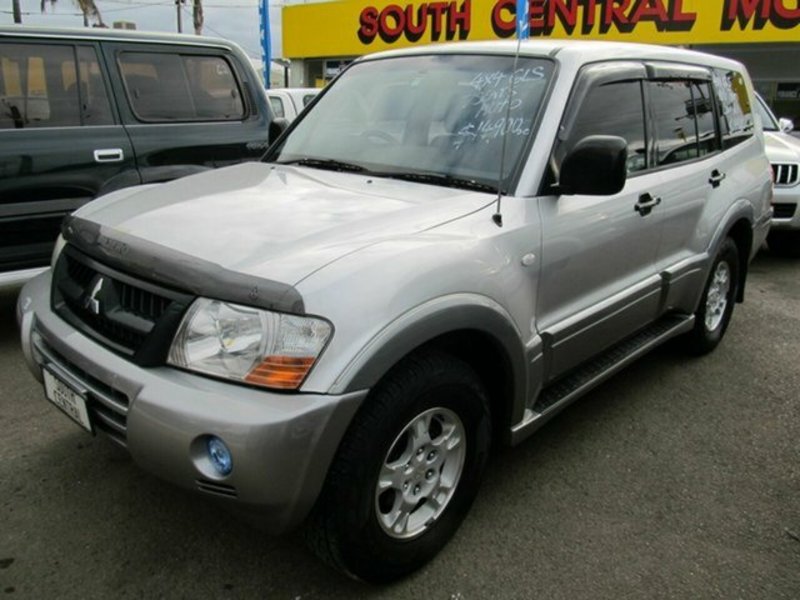 2003 MITSUBISHI PAJERO GLS NP