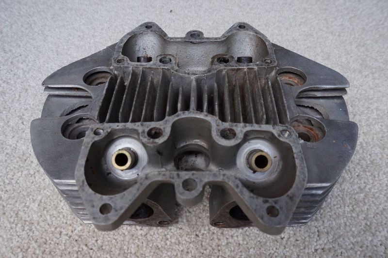 Triumph T100R Cylinder Head