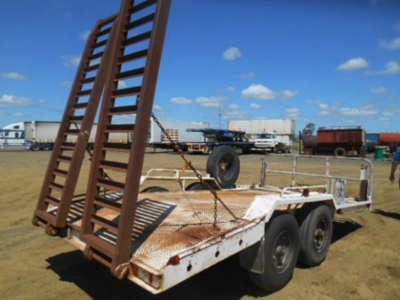 1983 Custom TagPlant(with ramps) Pig Trailer