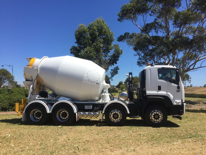 2017 ISUZU FYJ 2000 8X4 CONCRETE AGITATOR TRUCK JTFD4099808 JUST TRUCKS