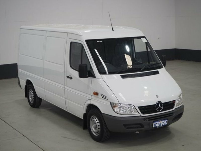 MERCEDESBENZ SPRINTER 313 CDI Kleyn Vans MERCEDESBENZ SPRINTER 313 CDI Kleyn Vans