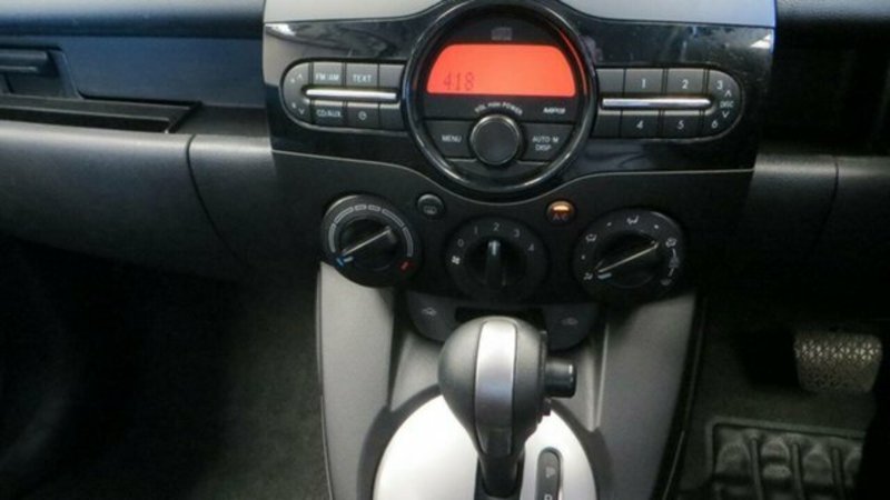 2012 MAZDA MAZDA2 NEO DE MY12