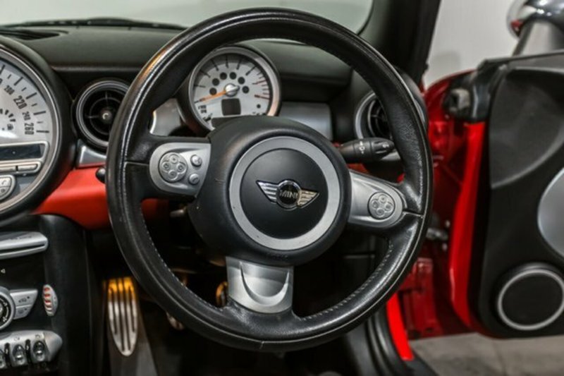 2010 MINI COOPER CABRIO R57 MY11