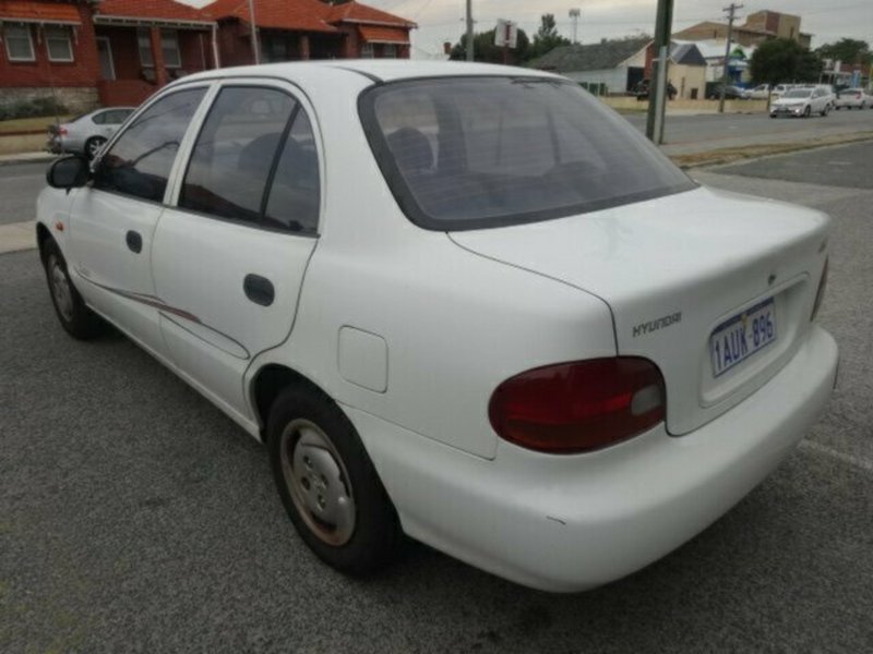 1996 HYUNDAI EXCEL CLASSIQUE