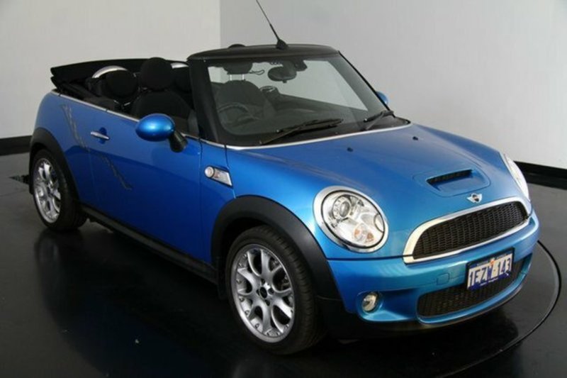 2010 MINI Cabrio Cooper S Chilli Steptronic R57 MY10