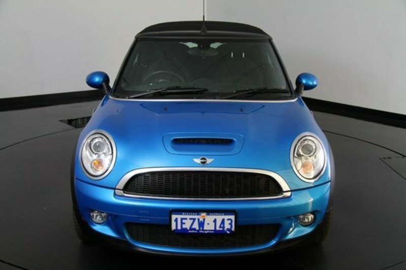 2010 MINI Cabrio Cooper S Chilli Steptronic R57 MY10