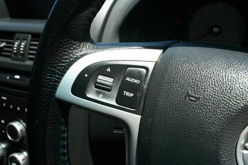 2009 HOLDEN SV6