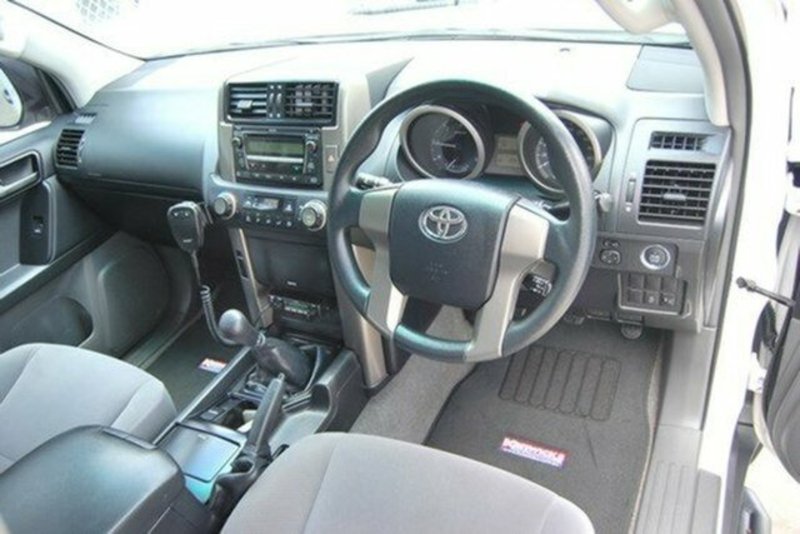 2011 TOYOTA Landcruiser Prado GX KDJ150R