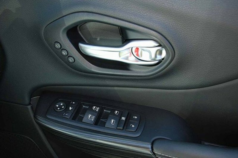 2014 JEEP CHEROKEE LIMITED (4x4) KL MY15
