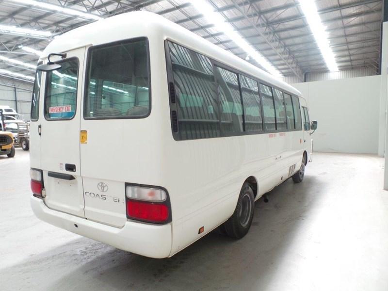 2011 TOYOTA COASTER 50 SERIES BUS