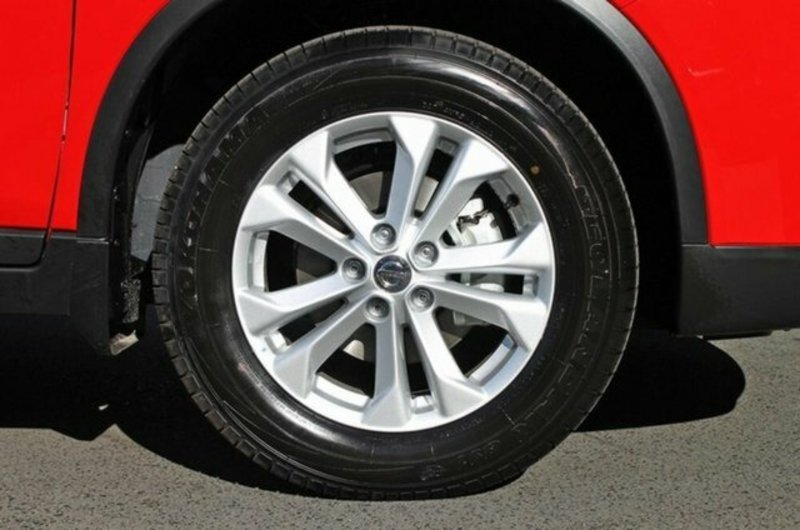 2015 NISSAN X-TRAIL ST (FWD) T32