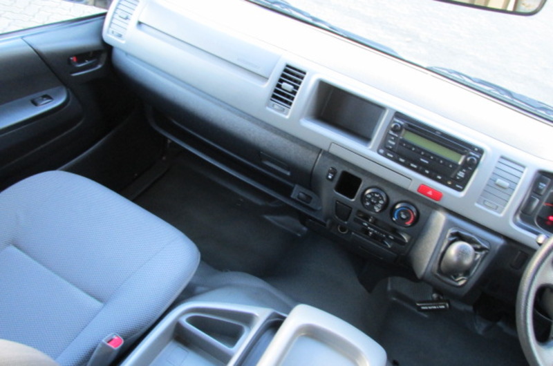2009 TOYOTA HIACE COMMUTER KDH223R MY07 UPGRADE
