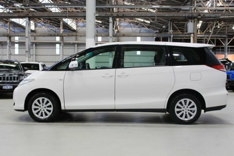 2010 TOYOTA TARAGO GLi ACR50R MY09