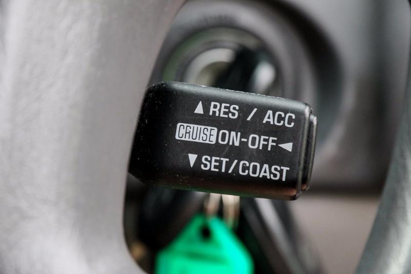 2002 TOYOTA AVALON Sorrento MCX10R Mark II